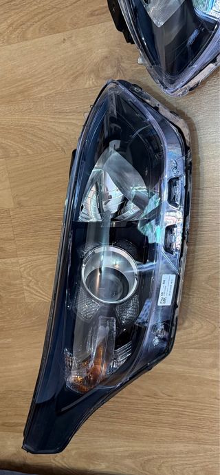 Faros Kia Ceed 2024