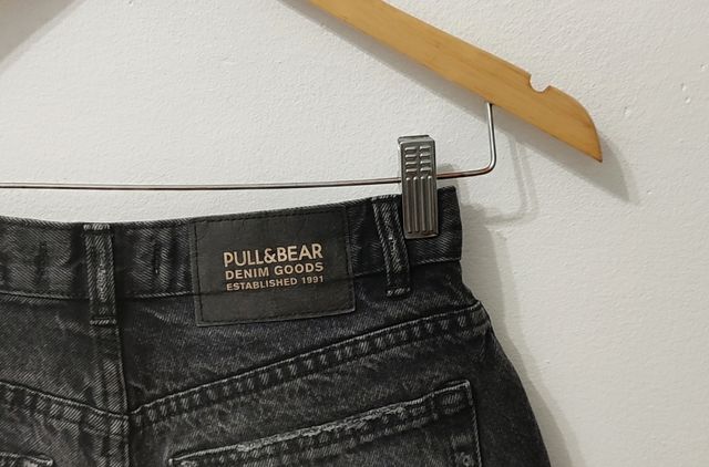 Short vaquero negro Pull&Bear mujer Talla 34