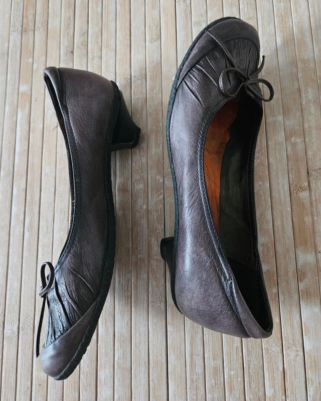 Bailarinas Hispanitas marrón