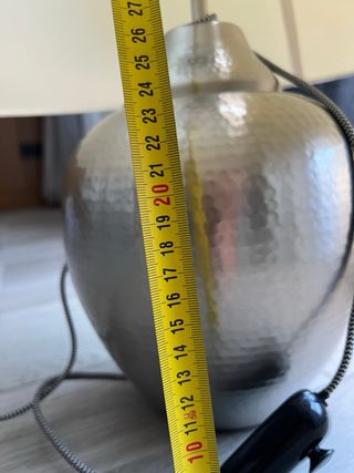 Lampara de mesa acero