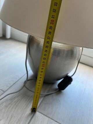 Lampara de mesa acero