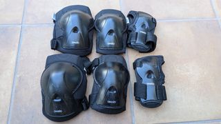 Protecciones Oxelo: rodilleras, coderas, muñequera