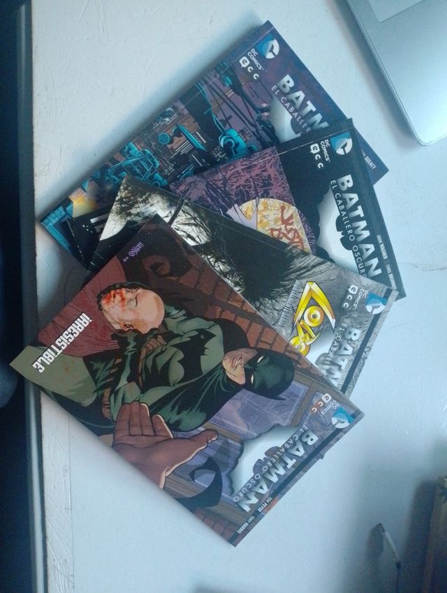 Batman: El Caballero Ocuro - Forajidos