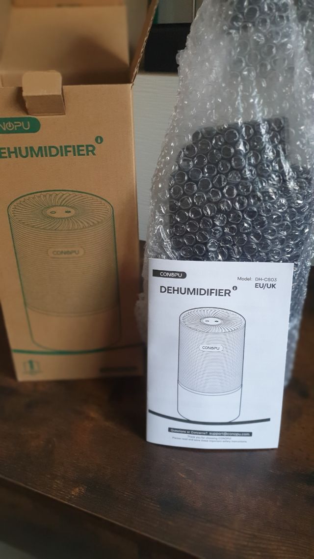 Deshumidificador CONOPU - negro.