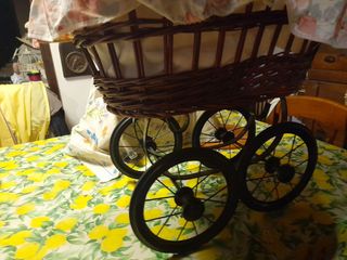 Carrozzina bambola vintage