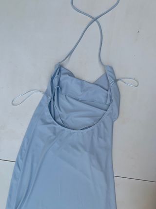 Vestido largo azul sin espalda