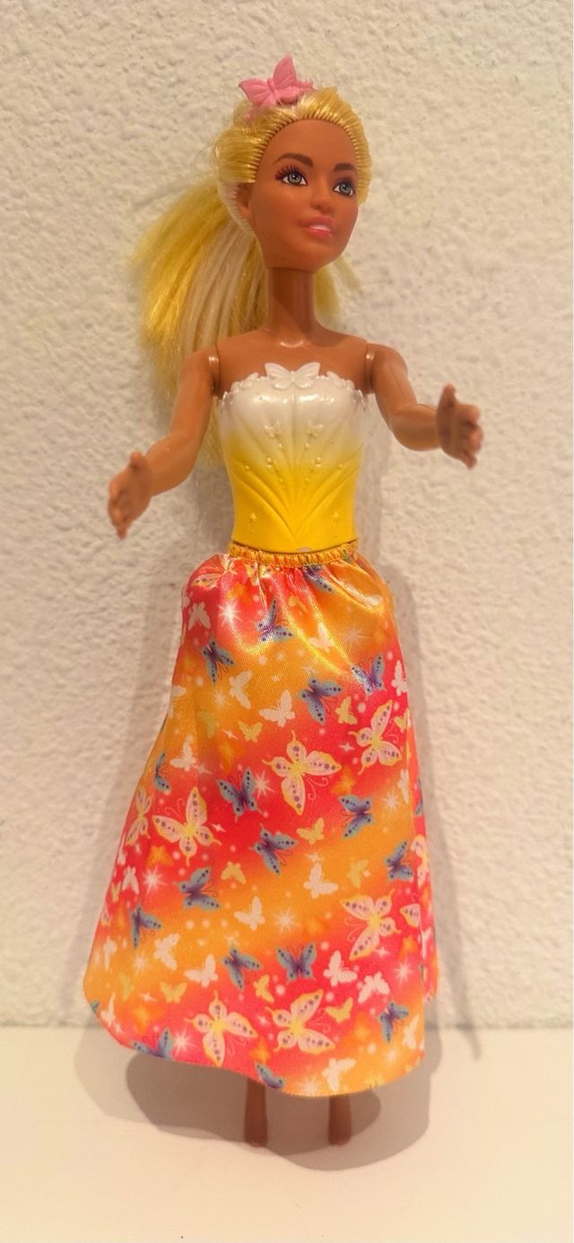 Muñeca Barbie Princesa Mariposas
