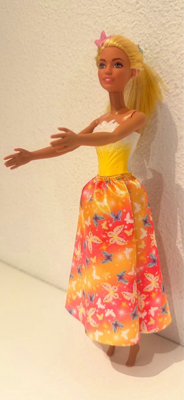 Muñeca Barbie Princesa Mariposas