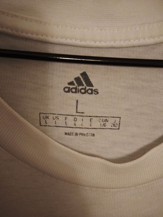 Camiseta Adidas blanca c/rayas