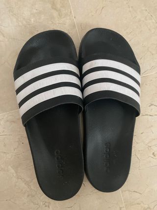 Chanclas Adidas - Negras