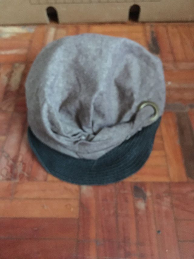 Gorro Costa y Soler - Gris Oscuro/Negro - 58cm