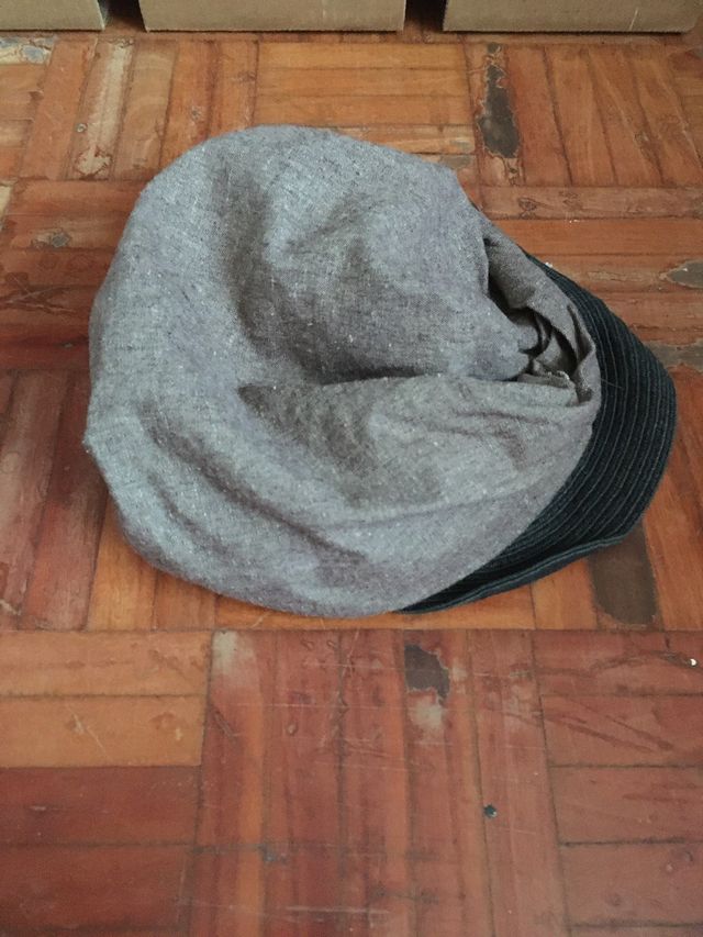 Gorro Costa y Soler - Gris Oscuro/Negro - 58cm