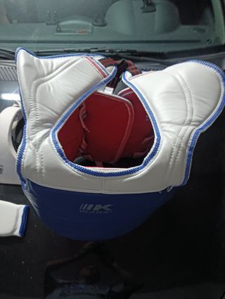 Protecciones deporte contacto