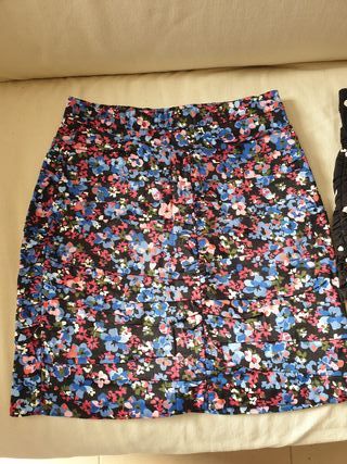 2 Faldas Stradivarius XS