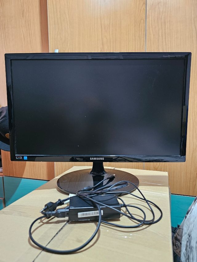 Vendo monitor Samsung y acer