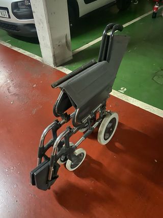 Silla ruedas Breezy plegable
