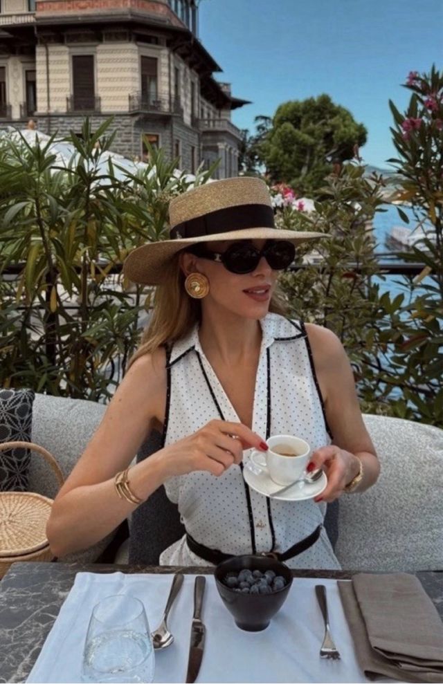 Vestido camisero lunares cinturón Zara