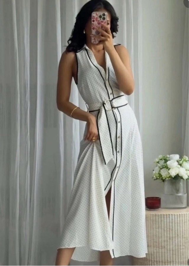 Vestido camisero lunares cinturón Zara