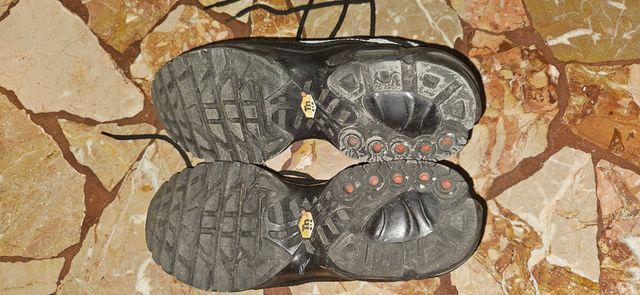 Nike TN - Scarpe Nere, rosse e reflectibe