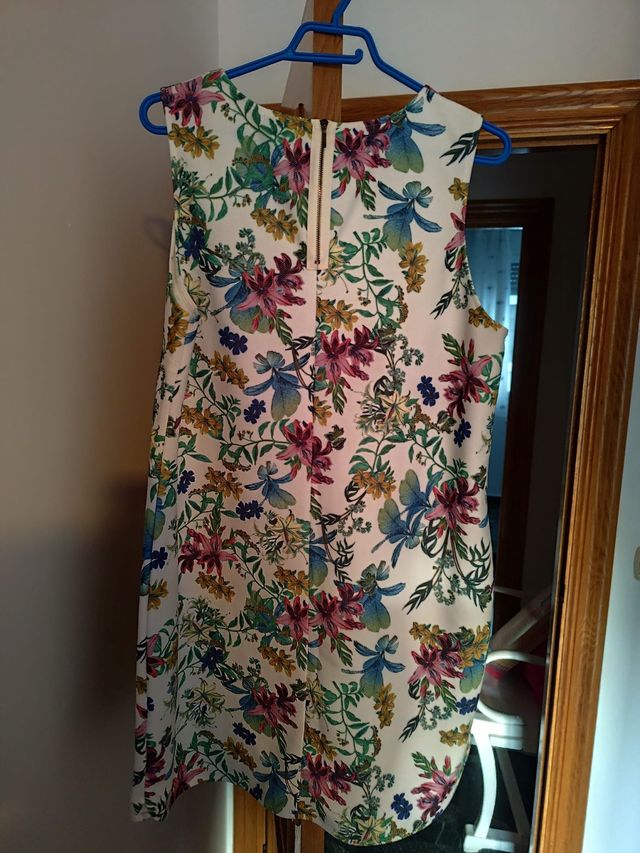 Vestido floral blanco