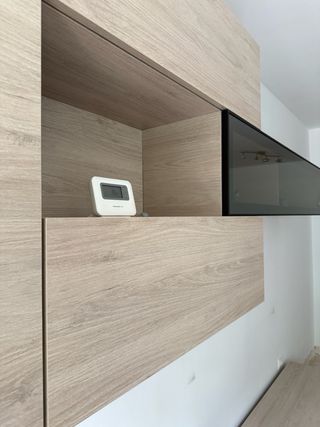 Mueble de salón de madera