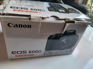 Canon EOS 600D + Objetivo 18-55mm