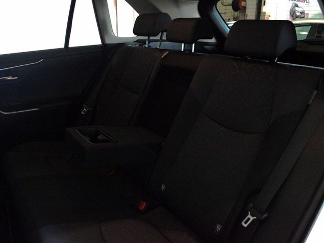 Toyota Rav4 2.5l 220H Advance