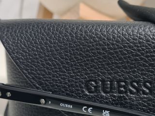 Gafas sol Guess - Negras