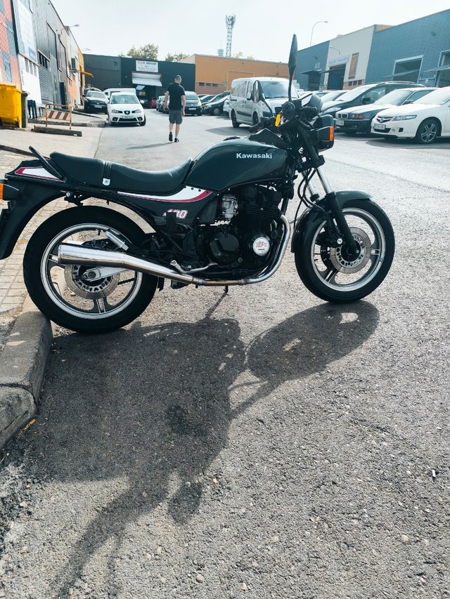 Kawasaki GPZ 400 (1991) restaurada