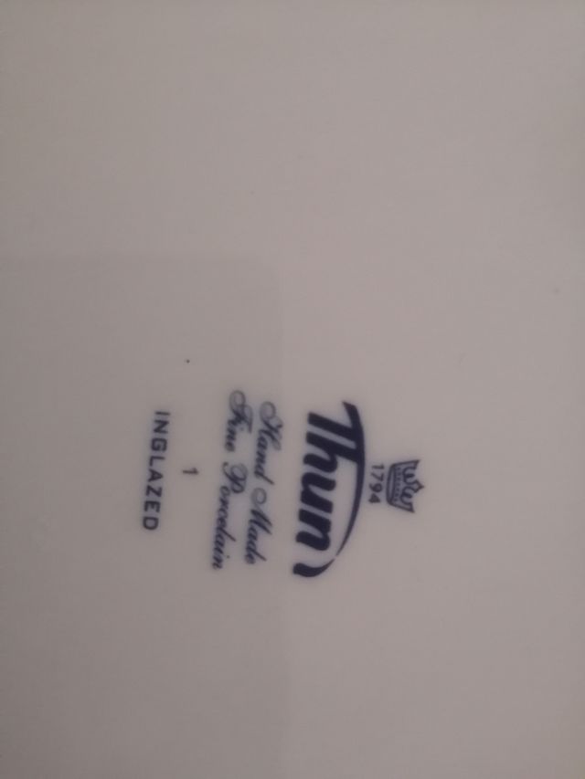 Piatto Thun bianco e argento