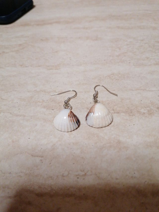 Orecchini conchiglia e perla