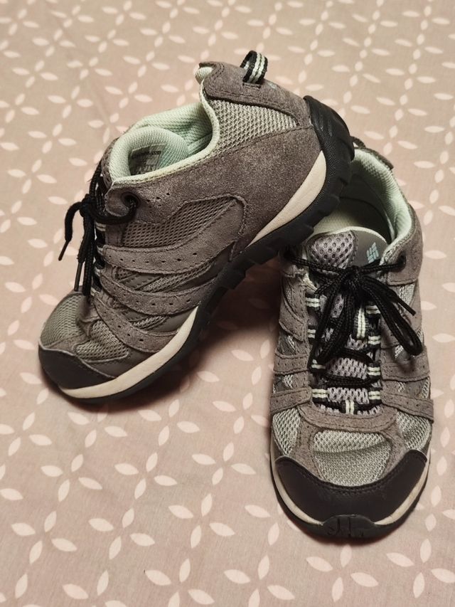 Zapatillas Columbia Techlite - Gris