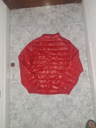 Abrigo rojo Snipes - Talla S