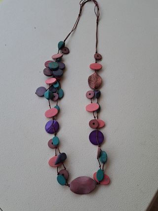 Collar madera multicolor