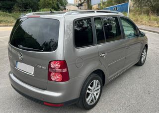 Volkswagen Touran 2010