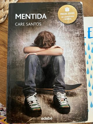 PREMI EDEBÉ 2015: Mentida