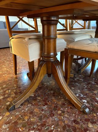 URGE! Mesa clásica comedor de madera extensible