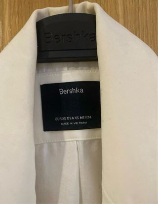 Blazer blanco Bershka