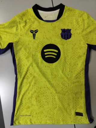 Camiseta FC Barcelona 
Amarilla logo Kobe Bryant 
