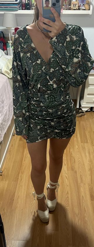 Vestido Pull&Bear estampado mini