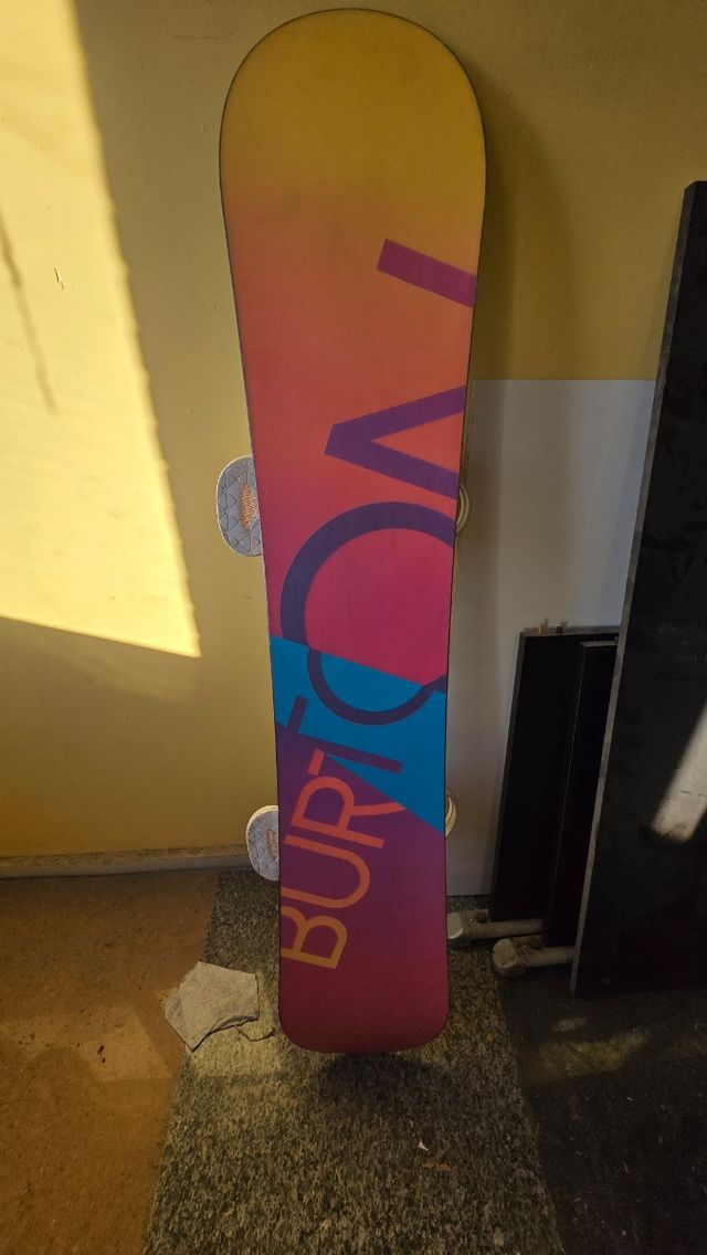Tabla snowboard Burton feelgood 149