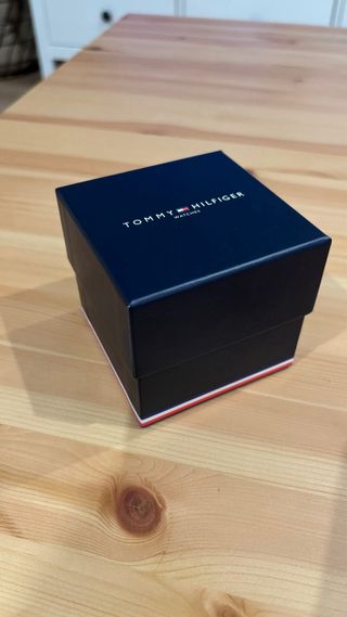 Reloj Tommy Hilfiger 1791487 como nuevo 