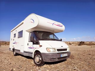 Autocaravana 6 plazas viajar, 7 dormir
