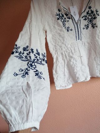 BLUSA