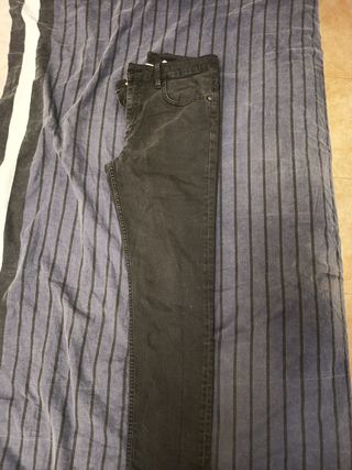 Jeans negros H&M + 14 años