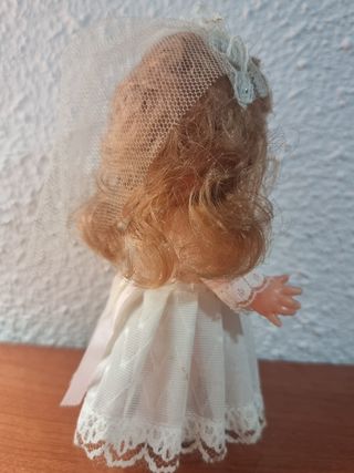 Muñeca comunión: Vestido blanco