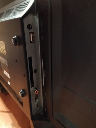 TV TD Systems 32" negra. No es Smart TV 