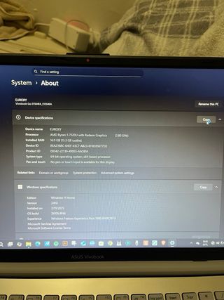 Portátil ASUS plateado