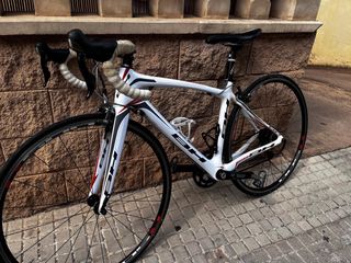 Bicicleta BH carretera carbono