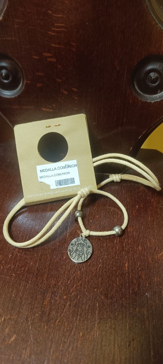 Medalla Colgante Comunión Pequeña Moma